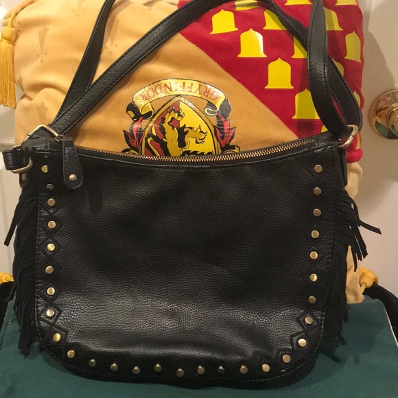 Black leather purse with fringe on sides. - Picture 2 of 8